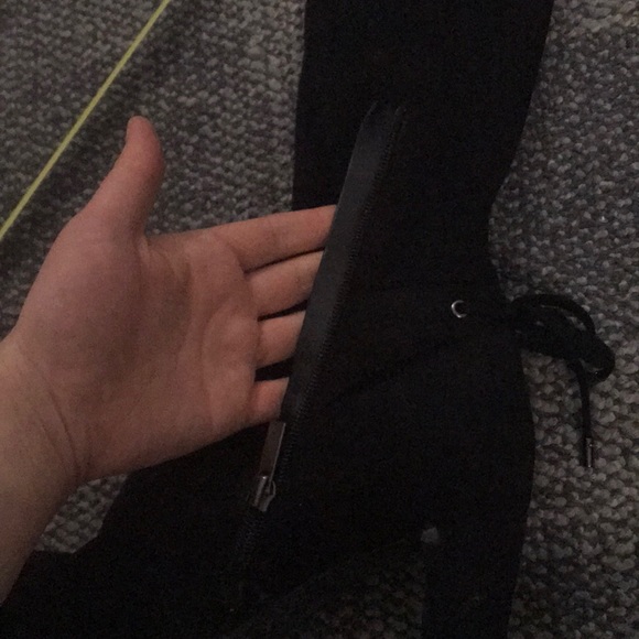 Over the knee boots - Picture 8 of 8